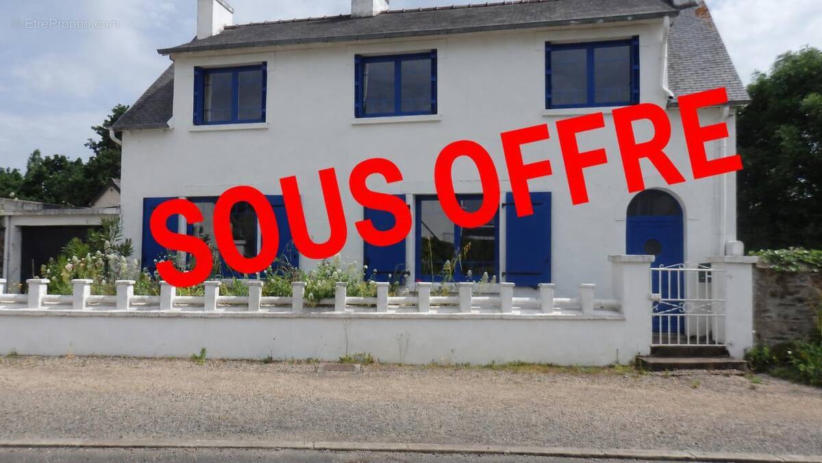 Maison à PONTRIEUX