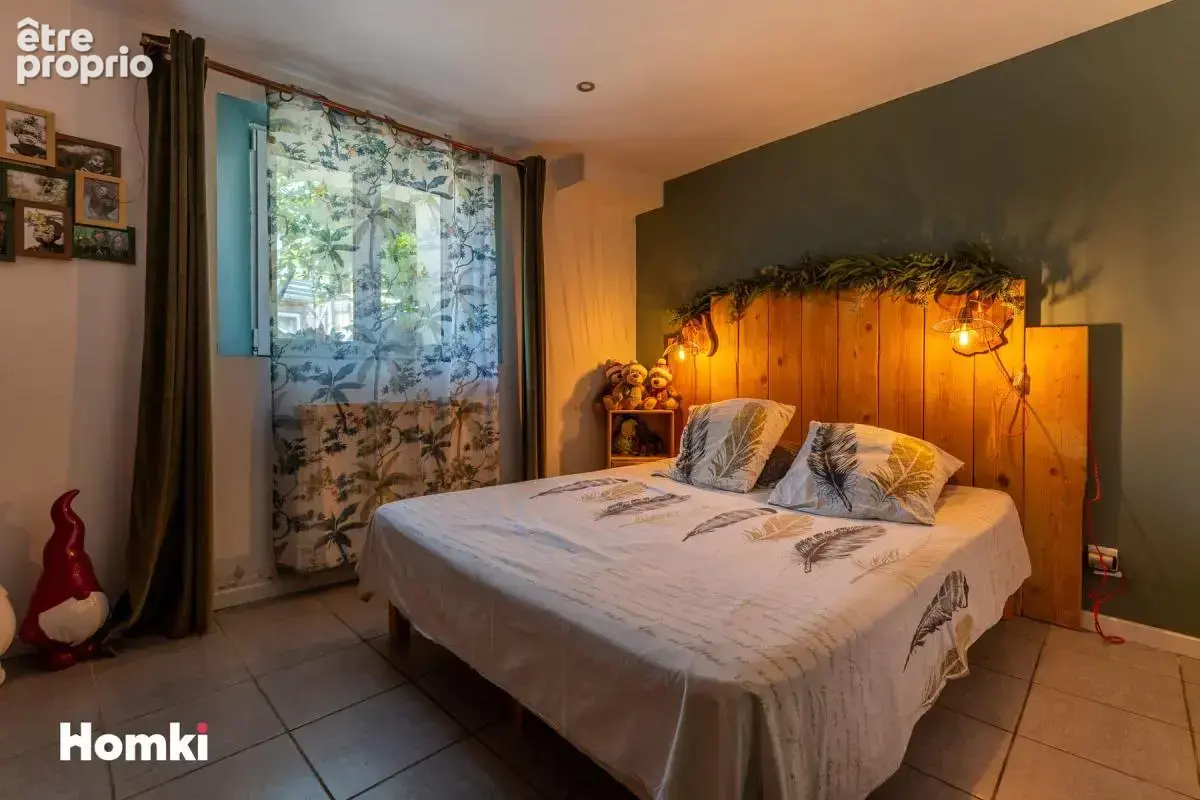 Maison T6 de 164 m² avec dépendance de 140 m² - photo 13