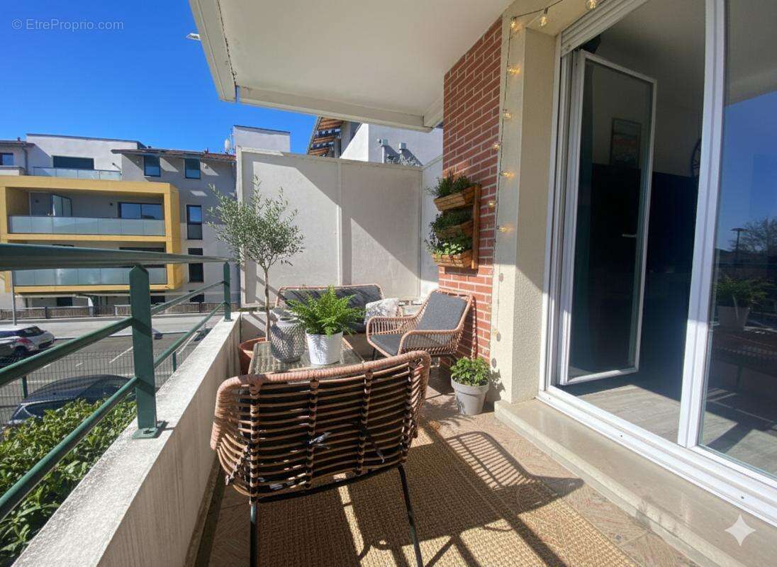 Appartement à CASTELGINEST