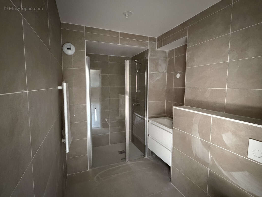 Appartement à CAP-D'AIL