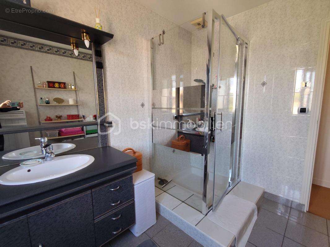Propriété de 177 m2 avec piscine - photo 17
