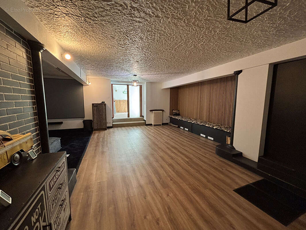 Maison La Ferte Bernard 9 pièce(s) 247 m2 - photo 15
