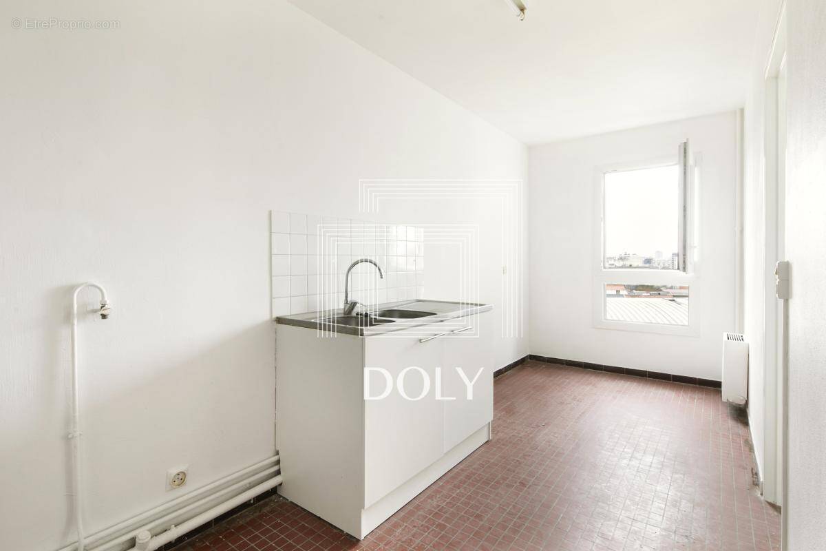 Appartement à PARIS-20E