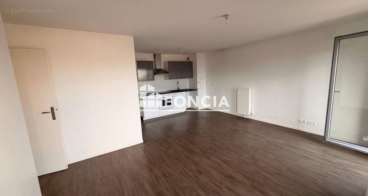 3 pièces avec balcon, parking et au calme – À 2 pas du métro & du coeur de ville - photo 2