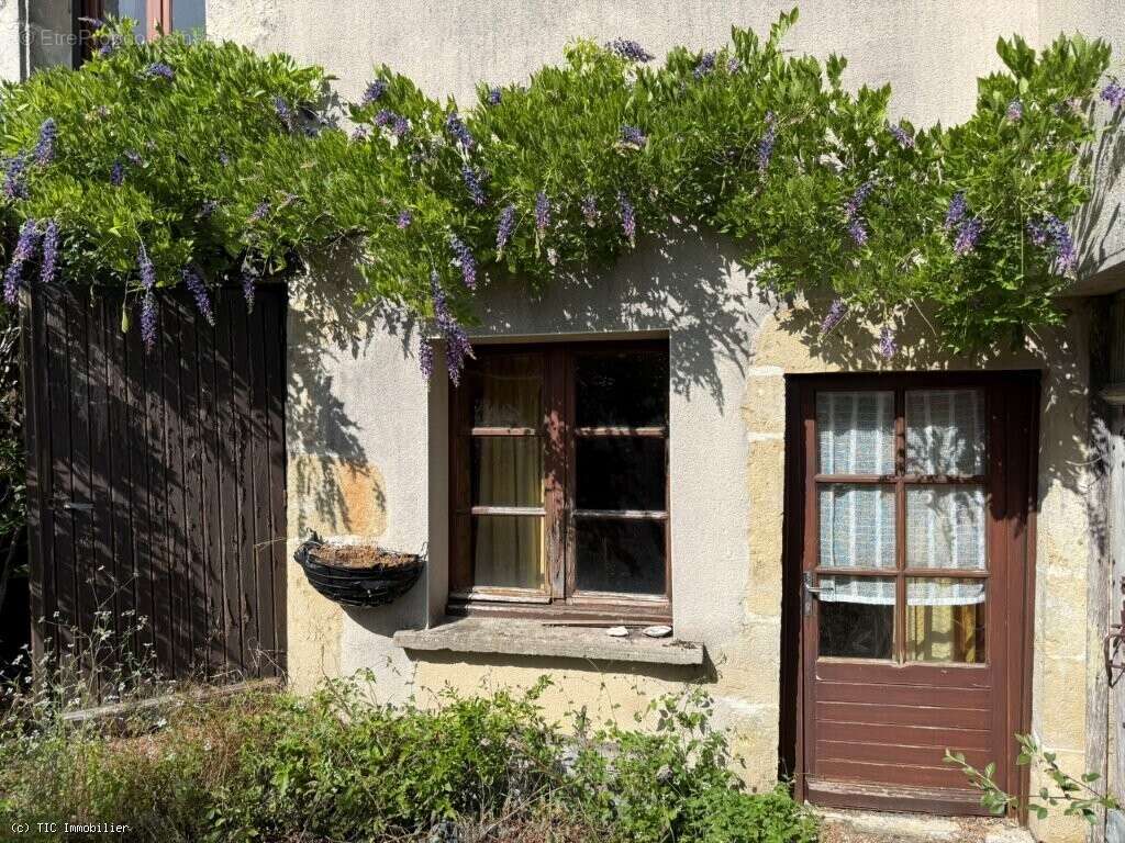 Petite Maison de Ville à Champagne Mouton - photo 13