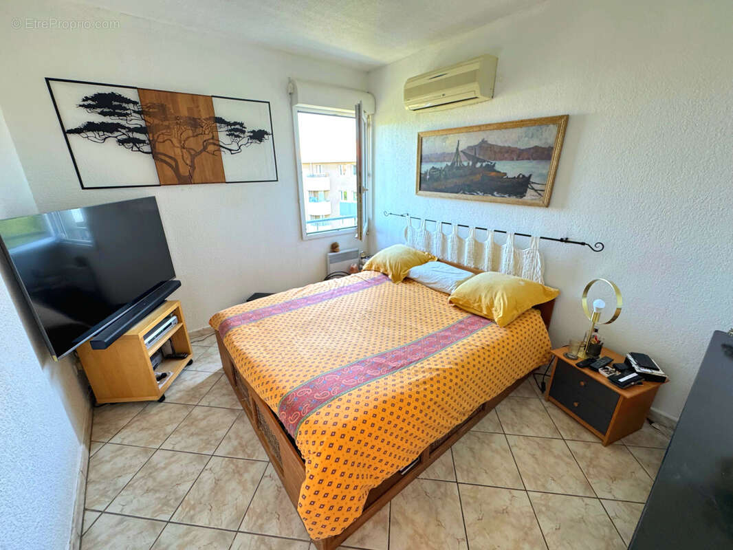 Autre à MARSEILLE-6E