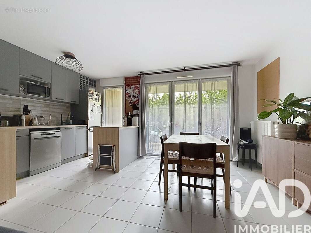 Photo 5 - Appartement à CORBEIL-ESSONNES