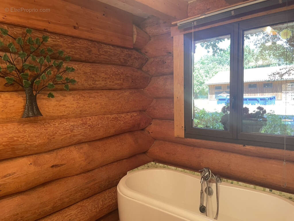 Maison à COMMENSACQ