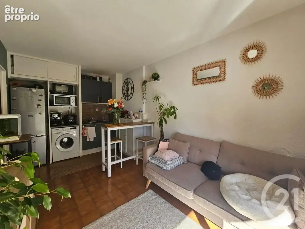 Appartement 23 m² à Six-Fours-Les-Plages  - photo 2