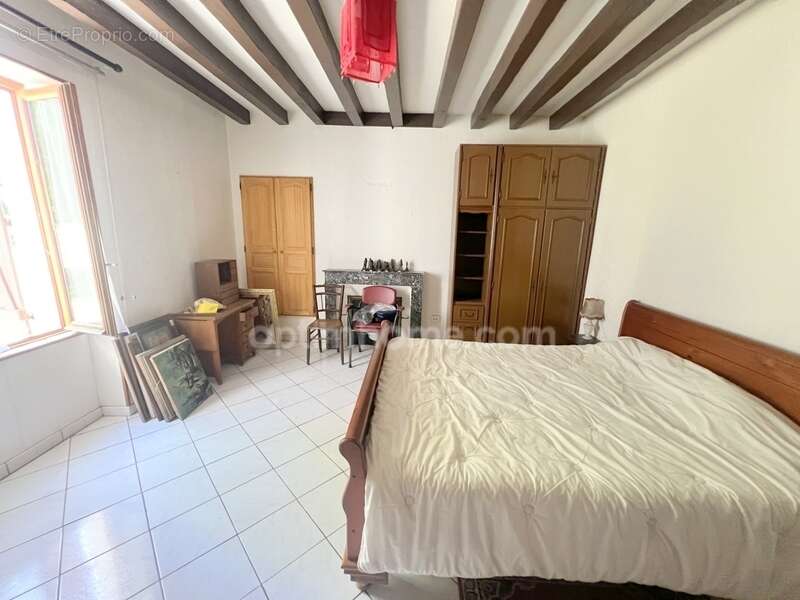 Maison à POULAINES