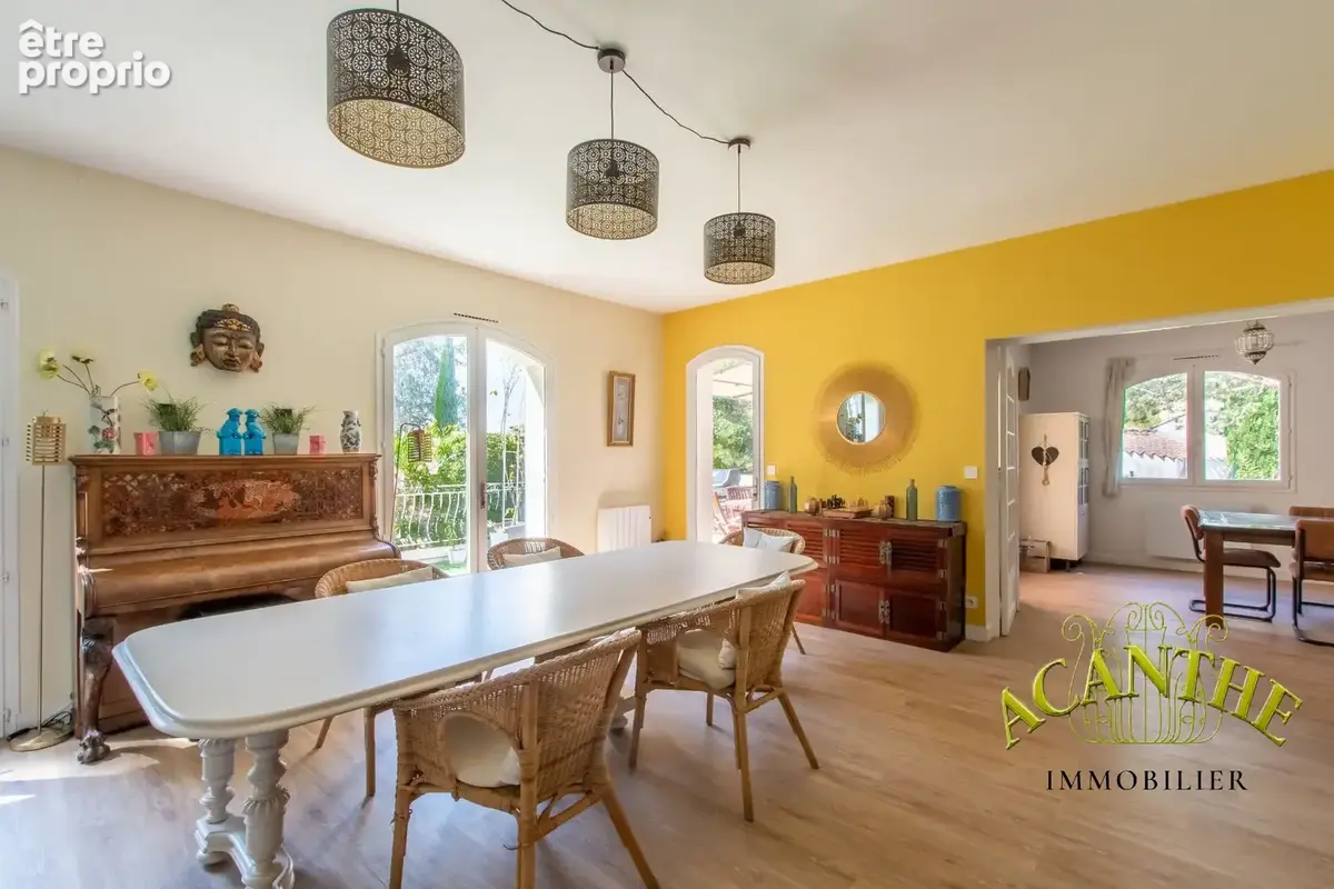 Maison 230 m² à Castelnau-Le-Lez  - photo 9