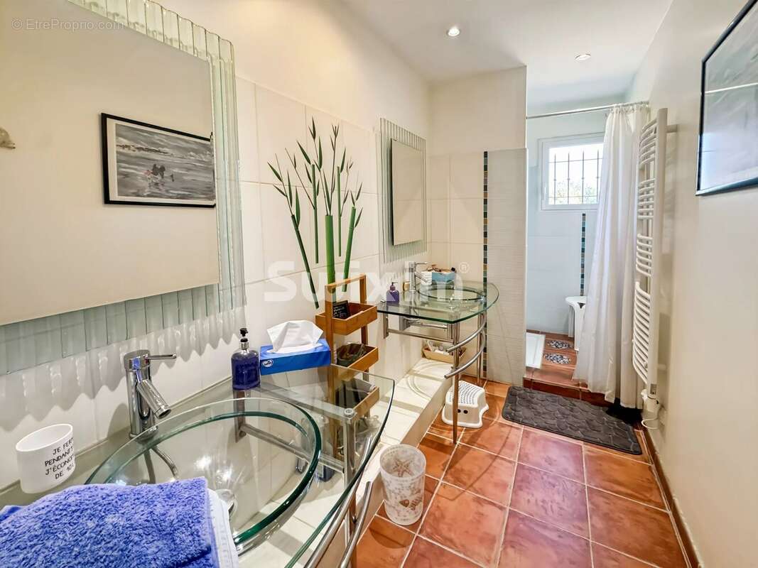 Villa d'exception de 205 m² dans le golf de la Valdaine - photo 14