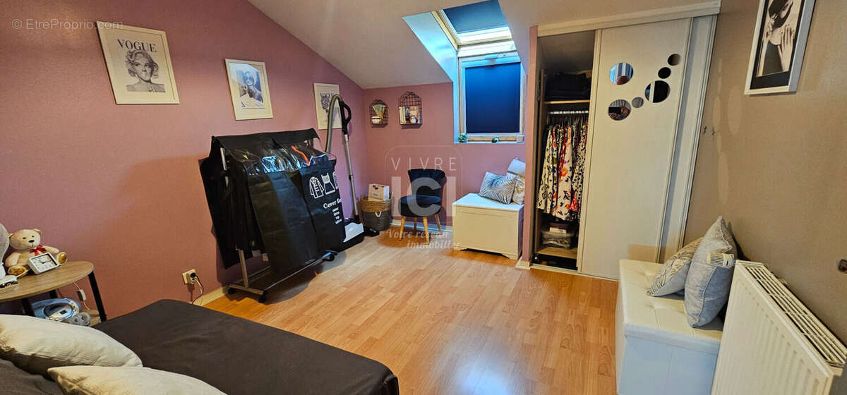 Maison à SAINTE-LUCE-SUR-LOIRE