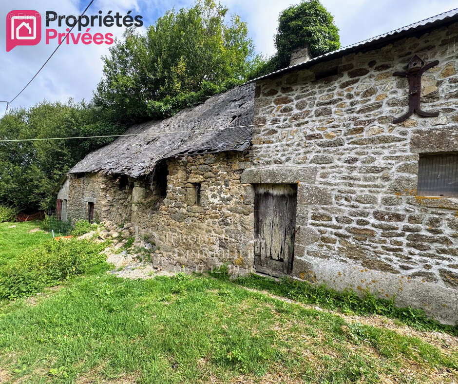 Maison de  campagne à Grazay (53440) - photo 6