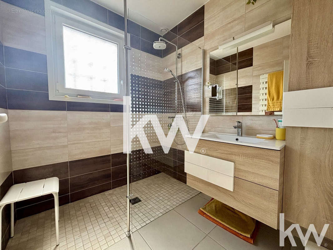 Maison 117 m² à Veauche  - photo 7