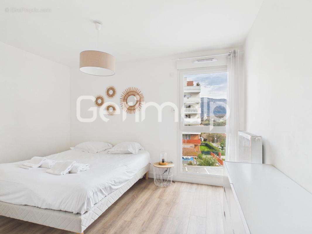 Appartement à SEYNOD
