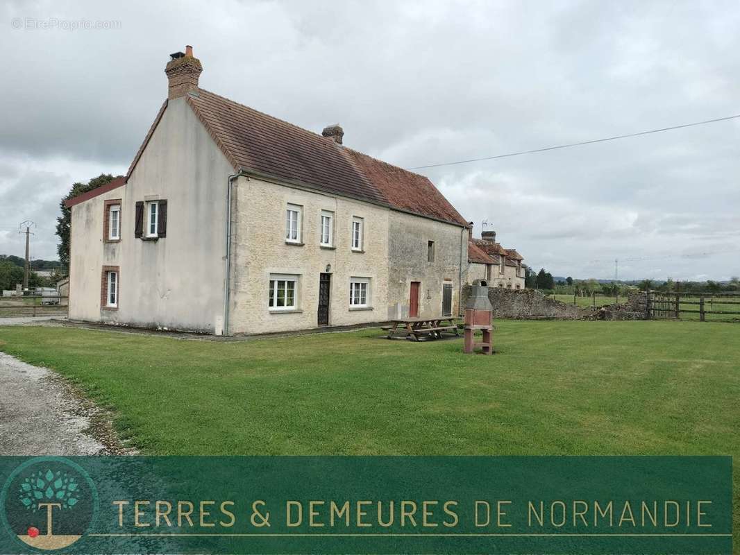 Maison à LE PIN-AU-HARAS