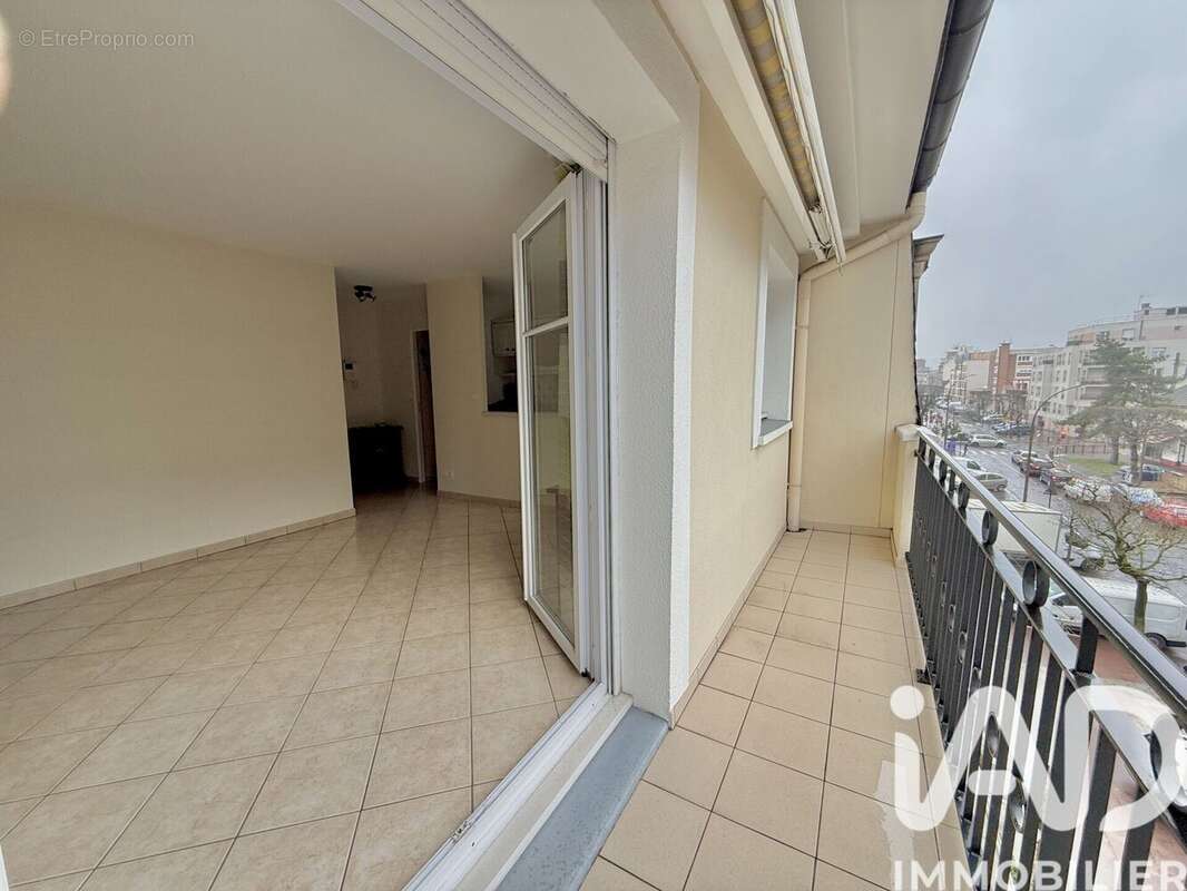 Photo 6 - Appartement à LIVRY-GARGAN