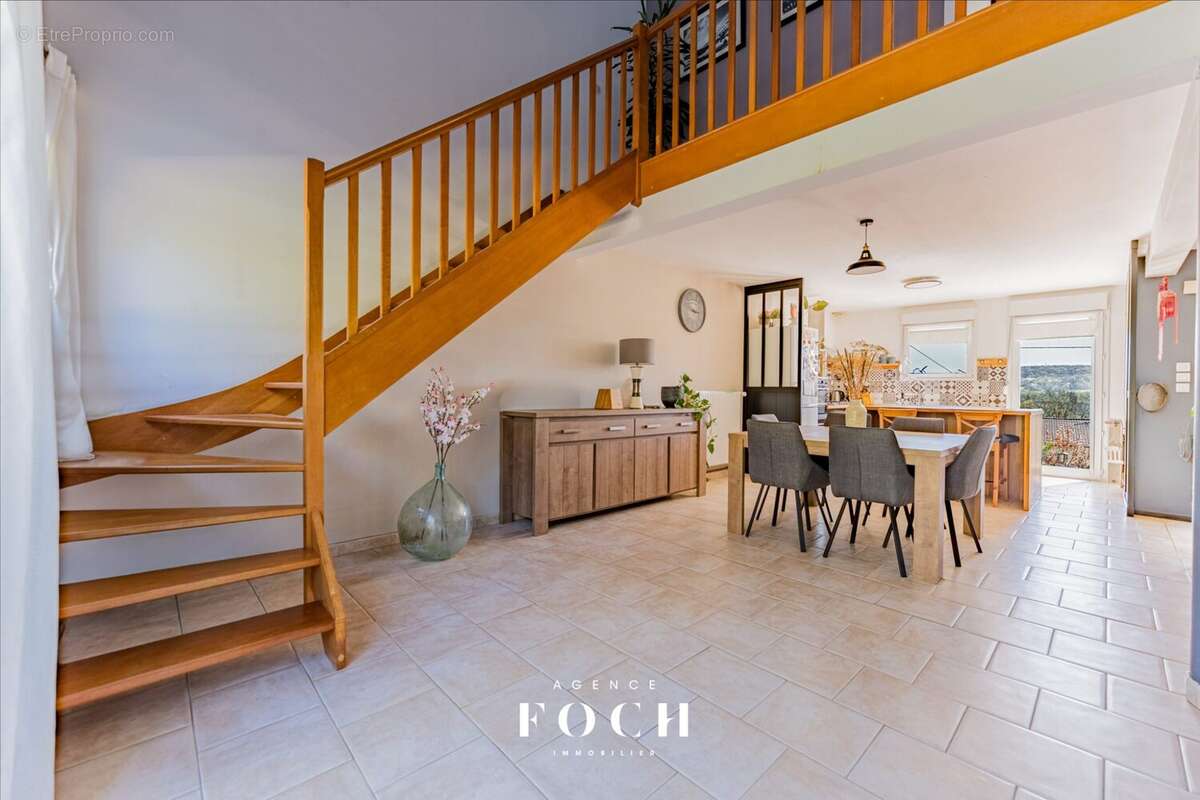 Maison à ECROUVES
