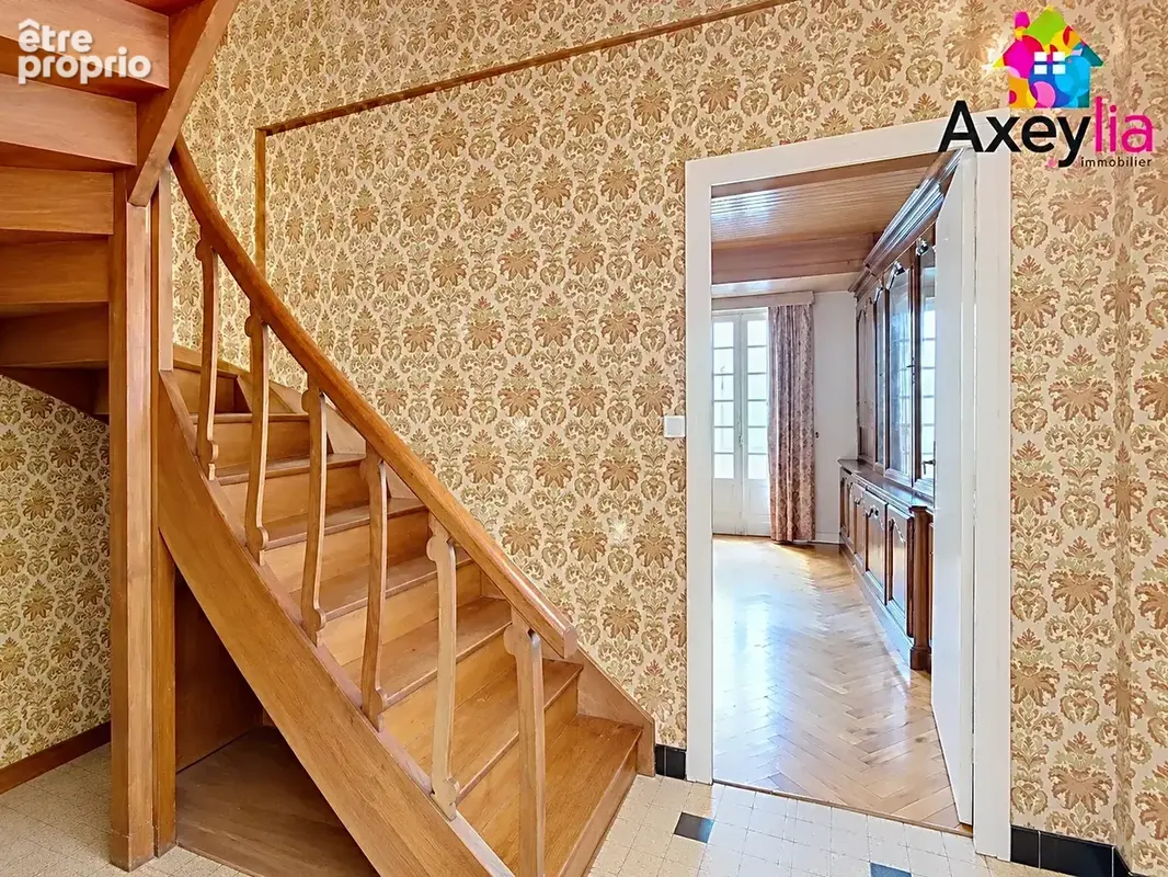 À vendre - charlieu centre - maison 3 pièces avec terrasse et garage - photo 4