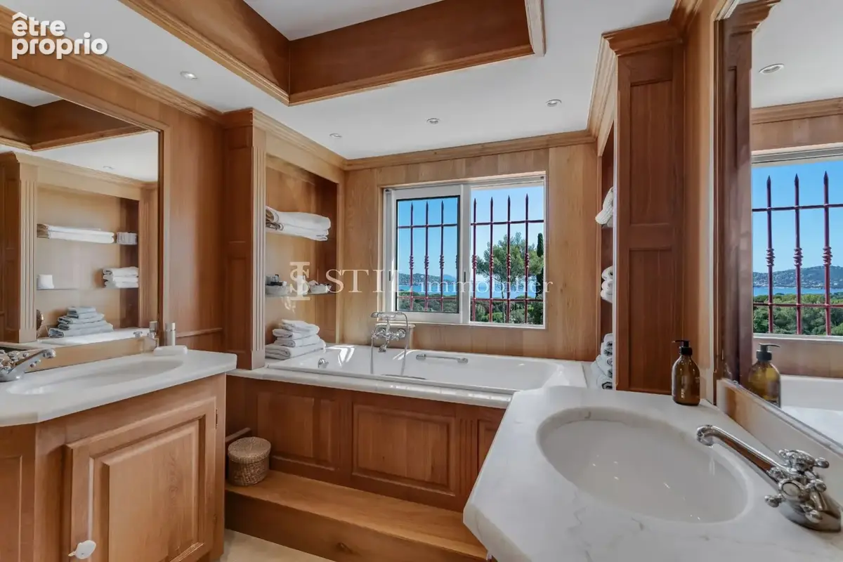 Maison 8 pièces 370 m² à vendre à Sainte-Maxime (83120) - photo 9