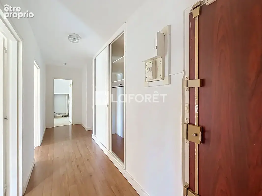 Appartement Villejuif 5 pièce(s) 85.48 m2 - photo 2