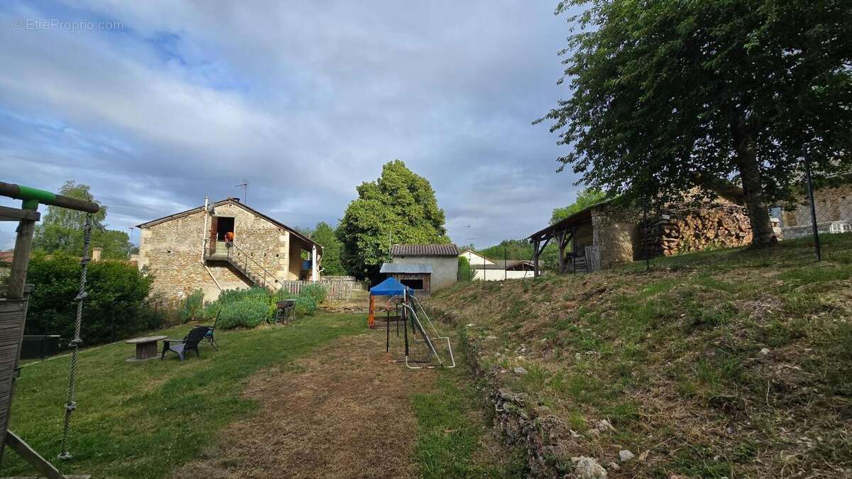 Photo 3 - Maison à CHAPELLE-VIVIERS