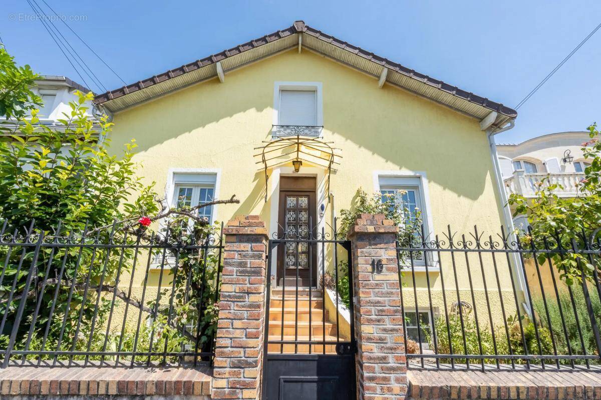 Maison à DRANCY