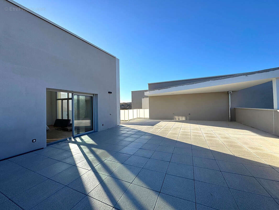 Appartement à AUZEVILLE-TOLOSANE