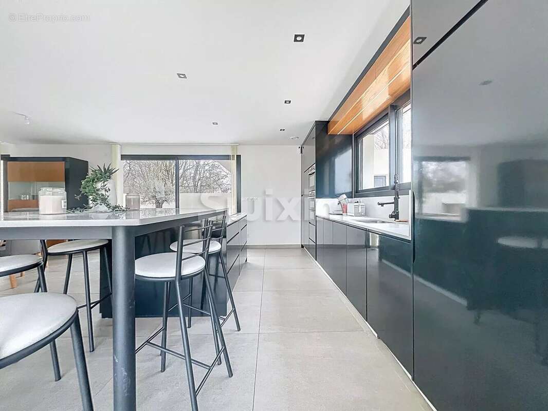 Maison à VILLARS-LES-DOMBES