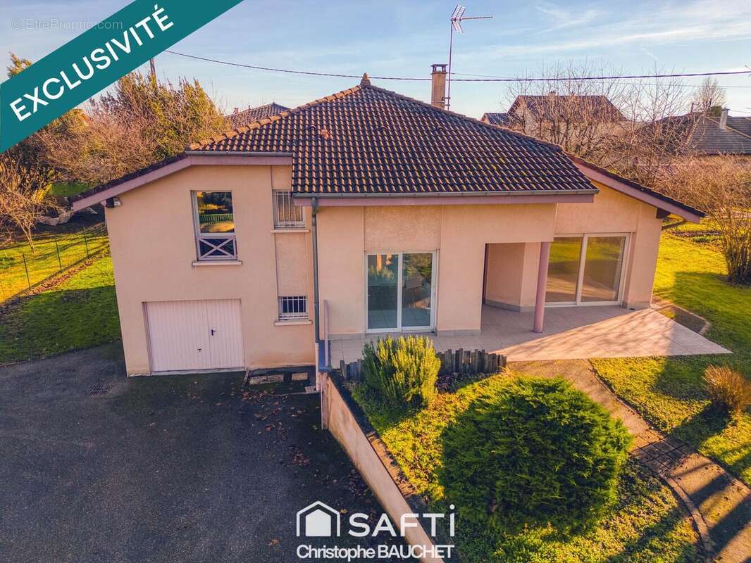 Photo 2 - Maison à PERONNAS