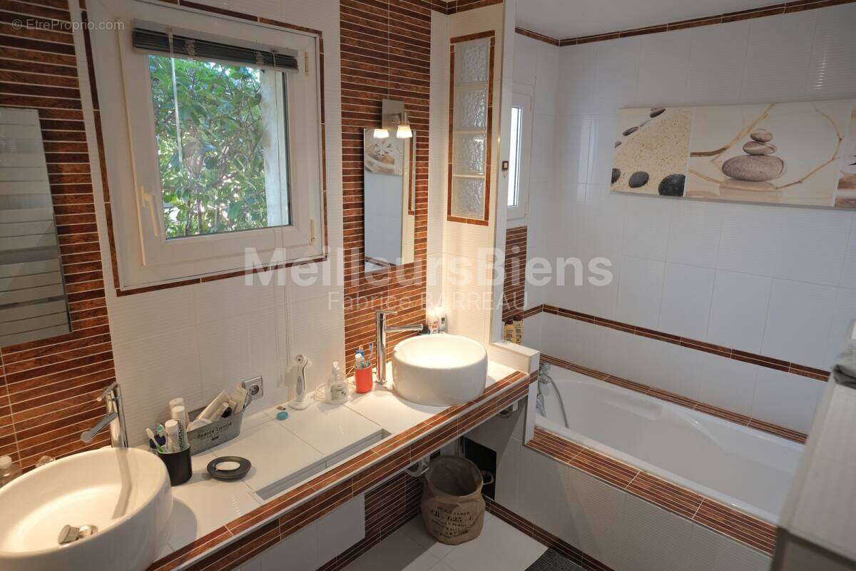 Maison à CLERMONT-L'HERAULT