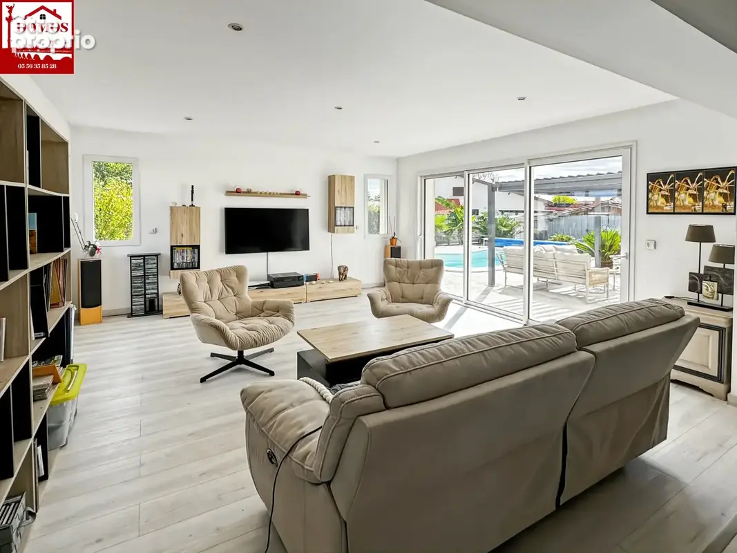 Exclusivité - parempuyre - villa 8 pièces avec piscine - photo 2