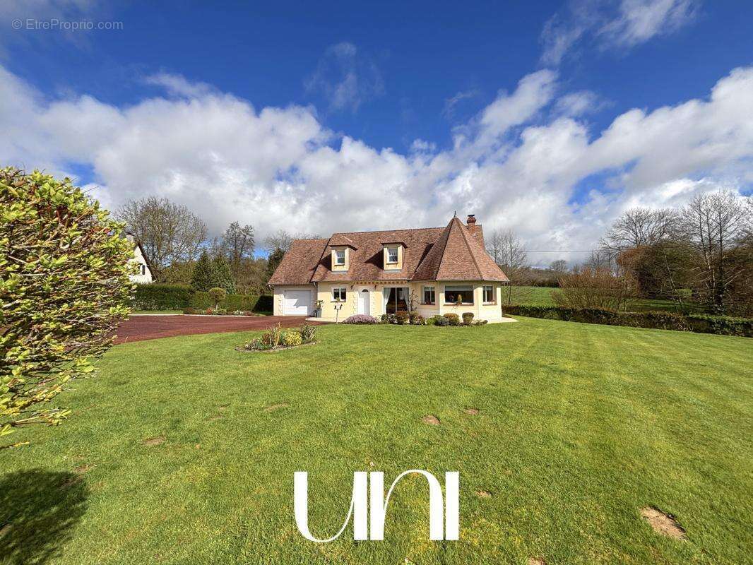 Maison à ANGERVILLE