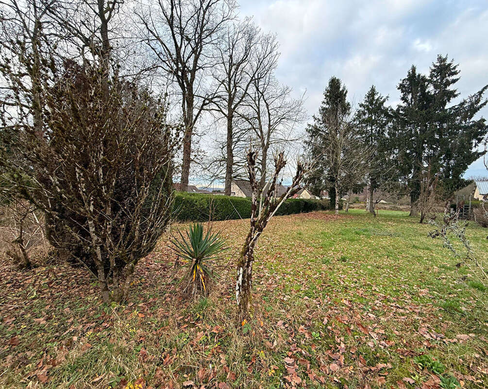 Maison à VRIGNE-AUX-BOIS