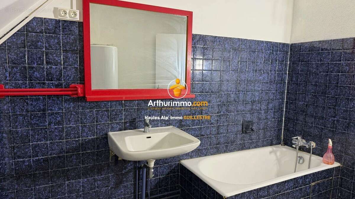 Appartement à SAINT-CREPIN