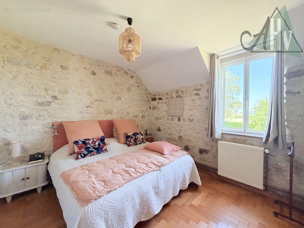 Magnifique briarde - 3 chambres - 150 m2 - photo 14