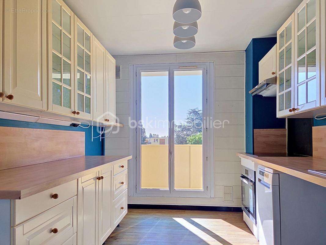 Appartement à BROU-SUR-CHANTEREINE