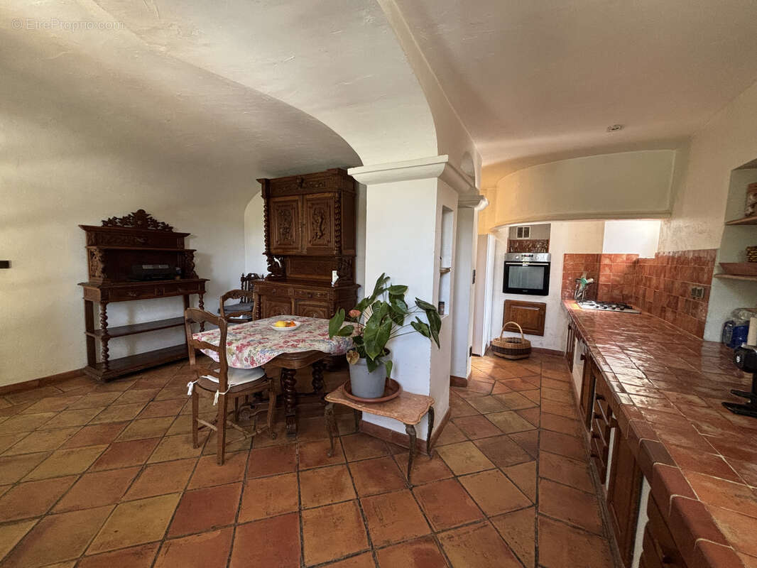 Maison à DRAP