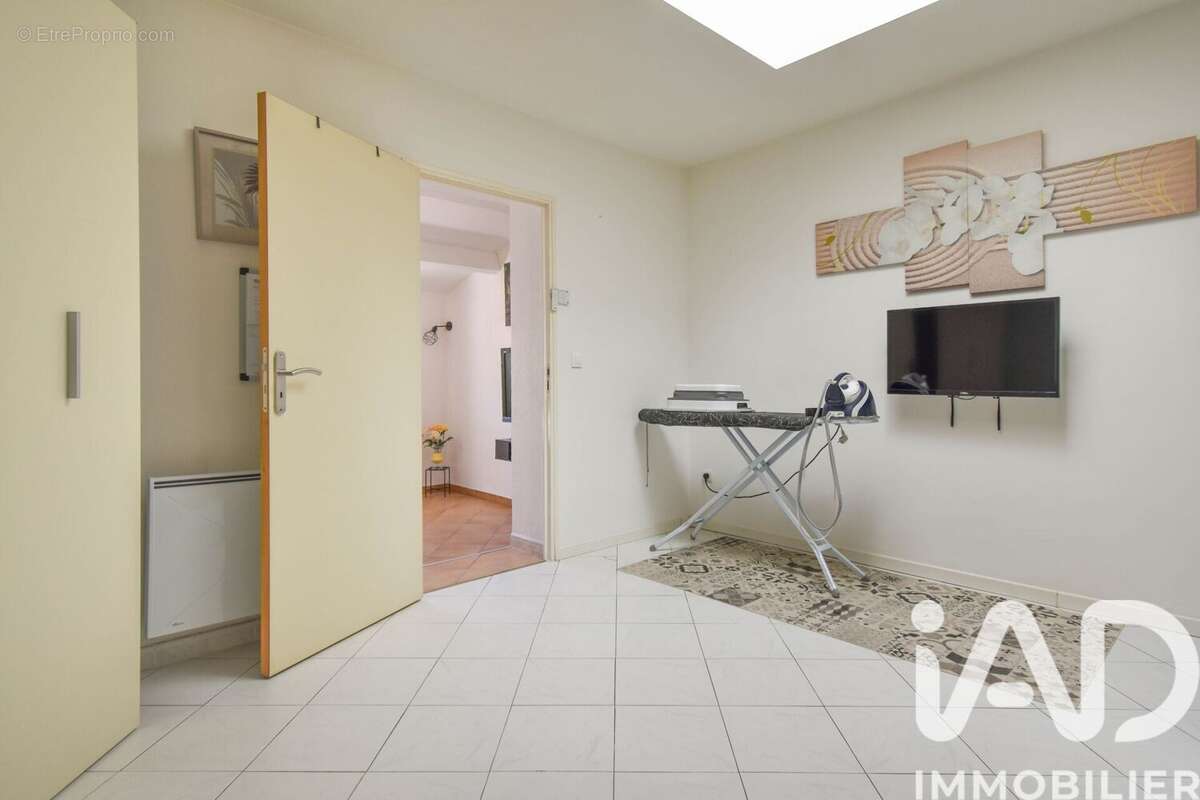 Photo 9 - Maison à GREASQUE