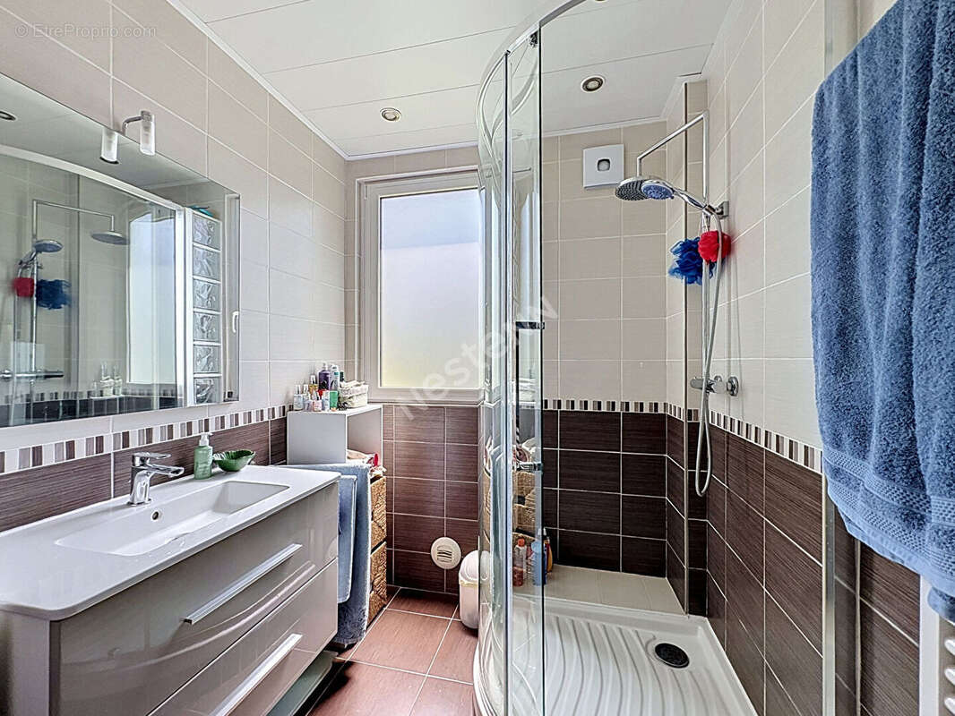 Appartement 3 pièces à vendre à rezé - secteur  8 mai - prevision dpe c  apres  travaux de renovations energetiques payés par le - photo 7