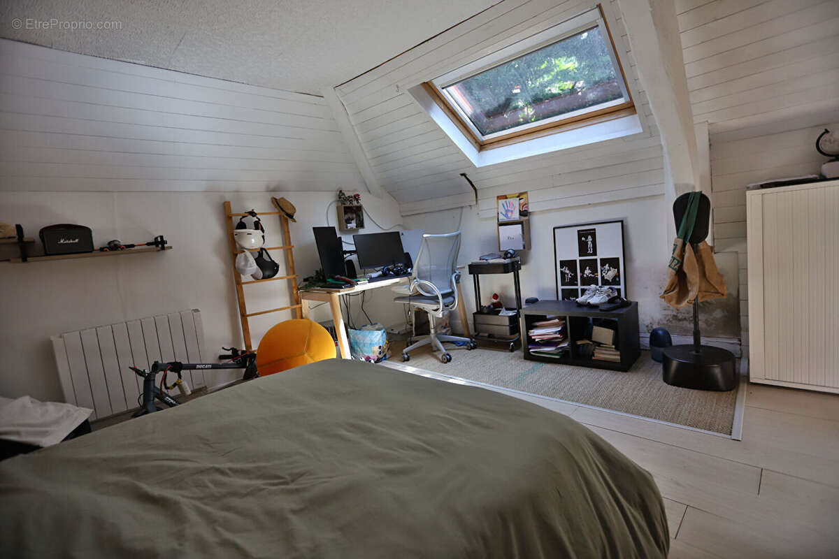 Maison à BAZAINVILLE