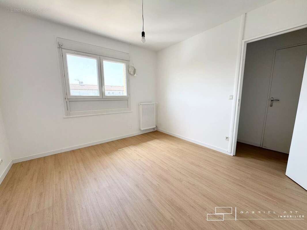 Maison 93 m² à Auch  - photo 5