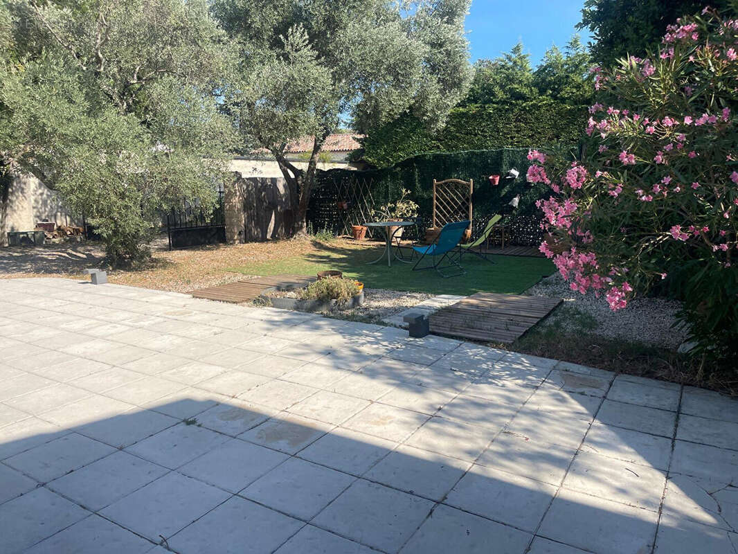 Maison 104m² à châteauneuf-de-gadagne - photo 2
