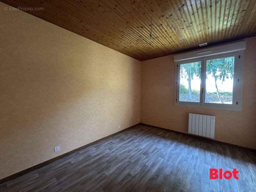 Maison 128 m² à Chance  - photo 5