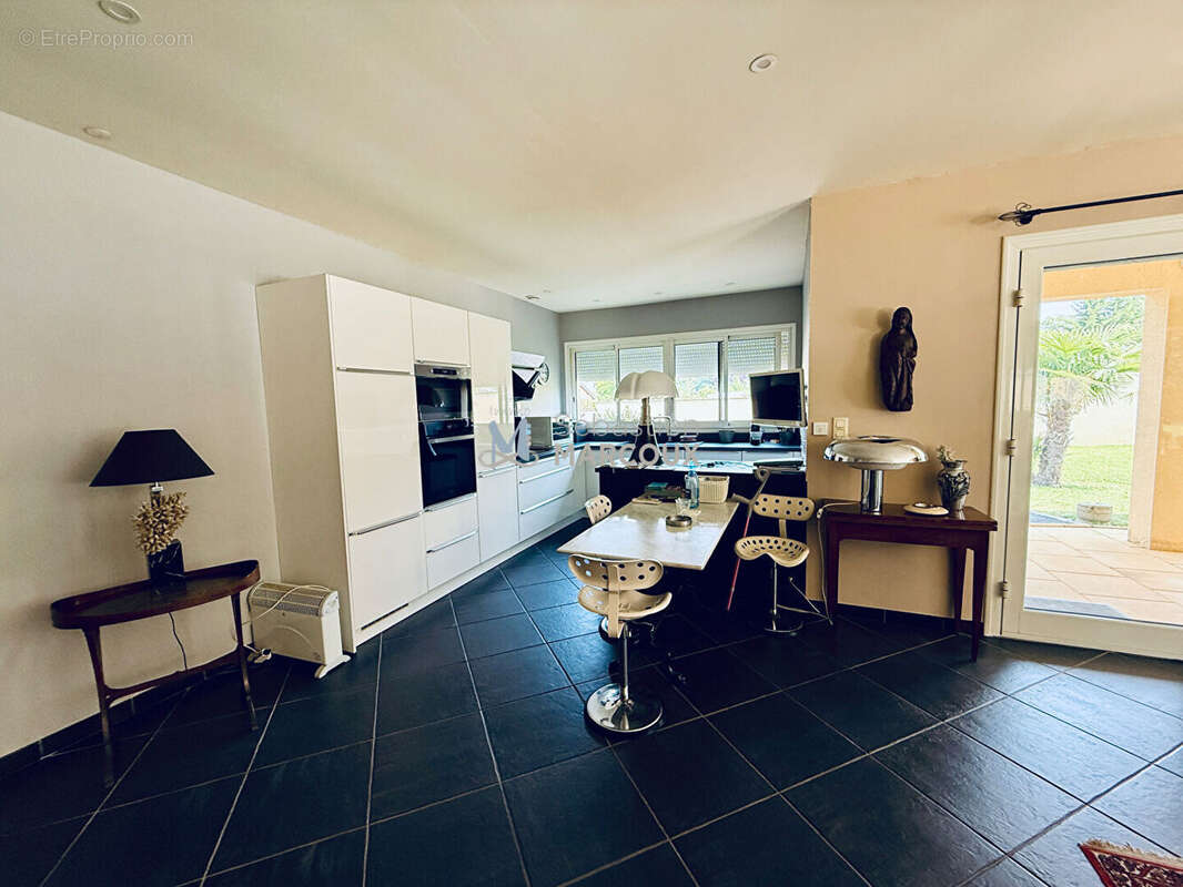 Maison à SAINT-MARCELLIN-EN-FOREZ