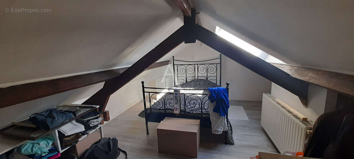 Appartement à HARDRICOURT