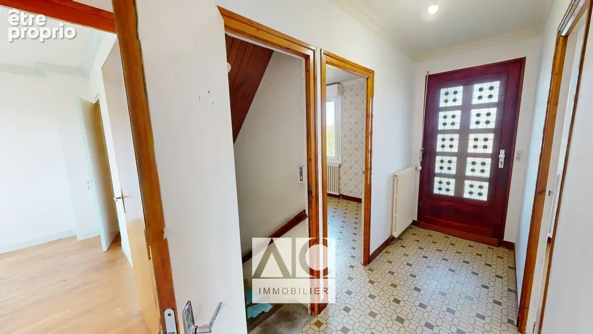 Maison 4 pièces, 90m2, PLOUNÉVEZ-QUINTIN (22110) - photo 4