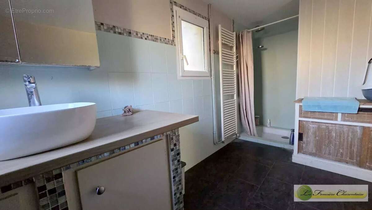 Maison à FOUQUEURE