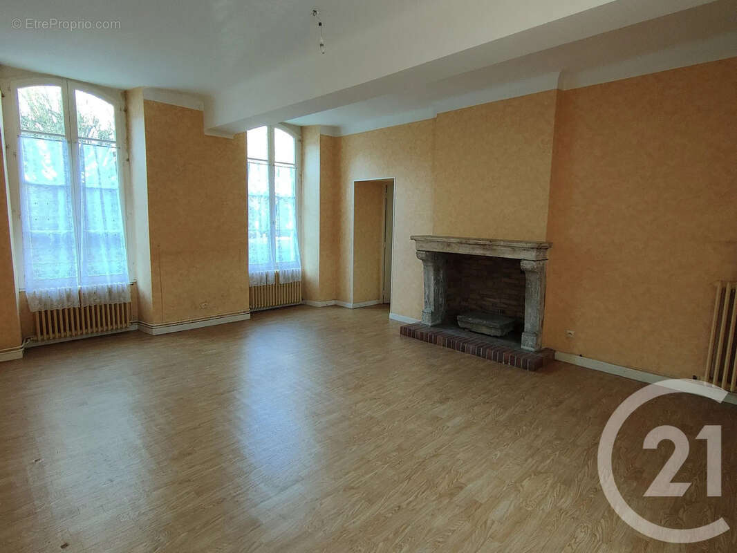 Appartement 82 m² à Cosne-Cours-Sur-Loire  - photo 3